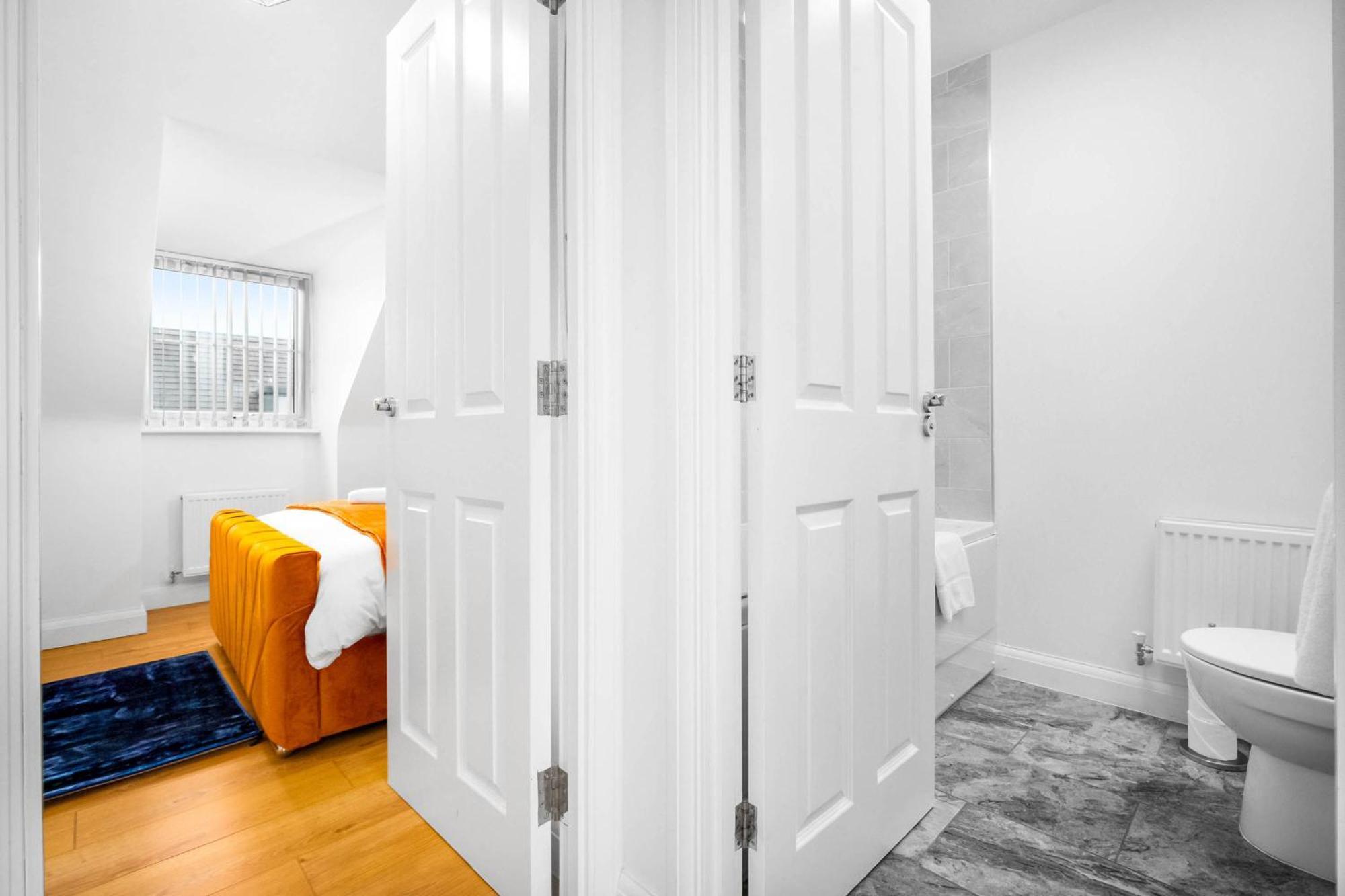 Luxury City Centre 5 Bed House With En-Suite, Bbq, On-Site Parking By Azura Nights 伯明翰 外观 照片
