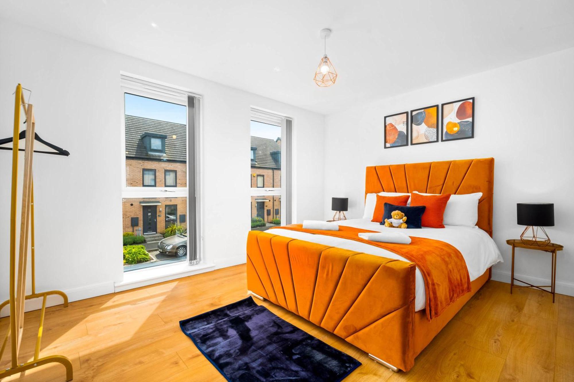 Luxury City Centre 5 Bed House With En-Suite, Bbq, On-Site Parking By Azura Nights 伯明翰 外观 照片