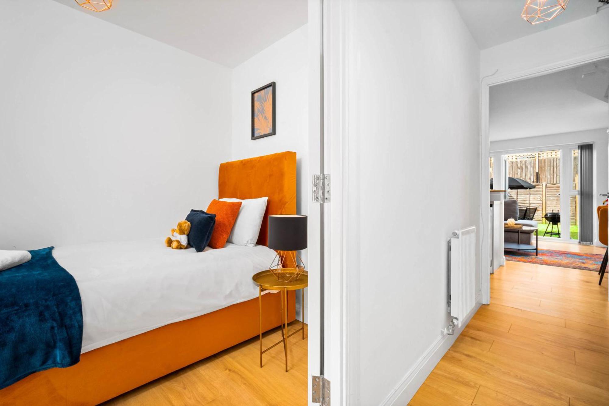 Luxury City Centre 5 Bed House With En-Suite, Bbq, On-Site Parking By Azura Nights 伯明翰 外观 照片